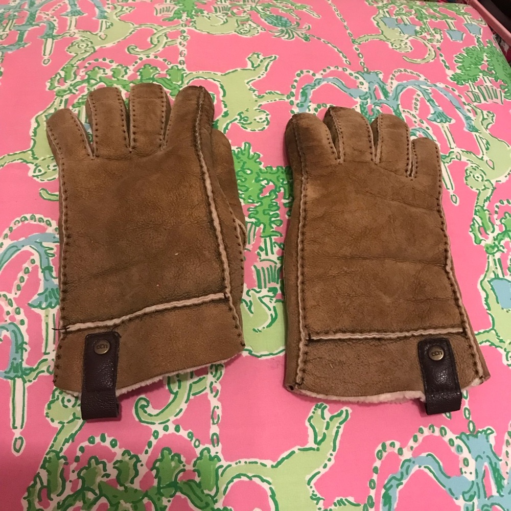 Ugg Tenney Shearling Gloves Size Large - image 2